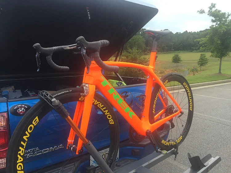 Post race, so the lens was a little hazy - this bike was BRIGHT AND HOTTT. I've seen it at several races and at Tucker before.