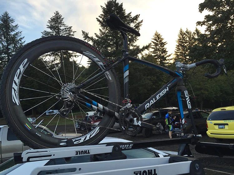 "YEAH I PUT ZIPPs ON MY CX BIKE!!!!!!"
