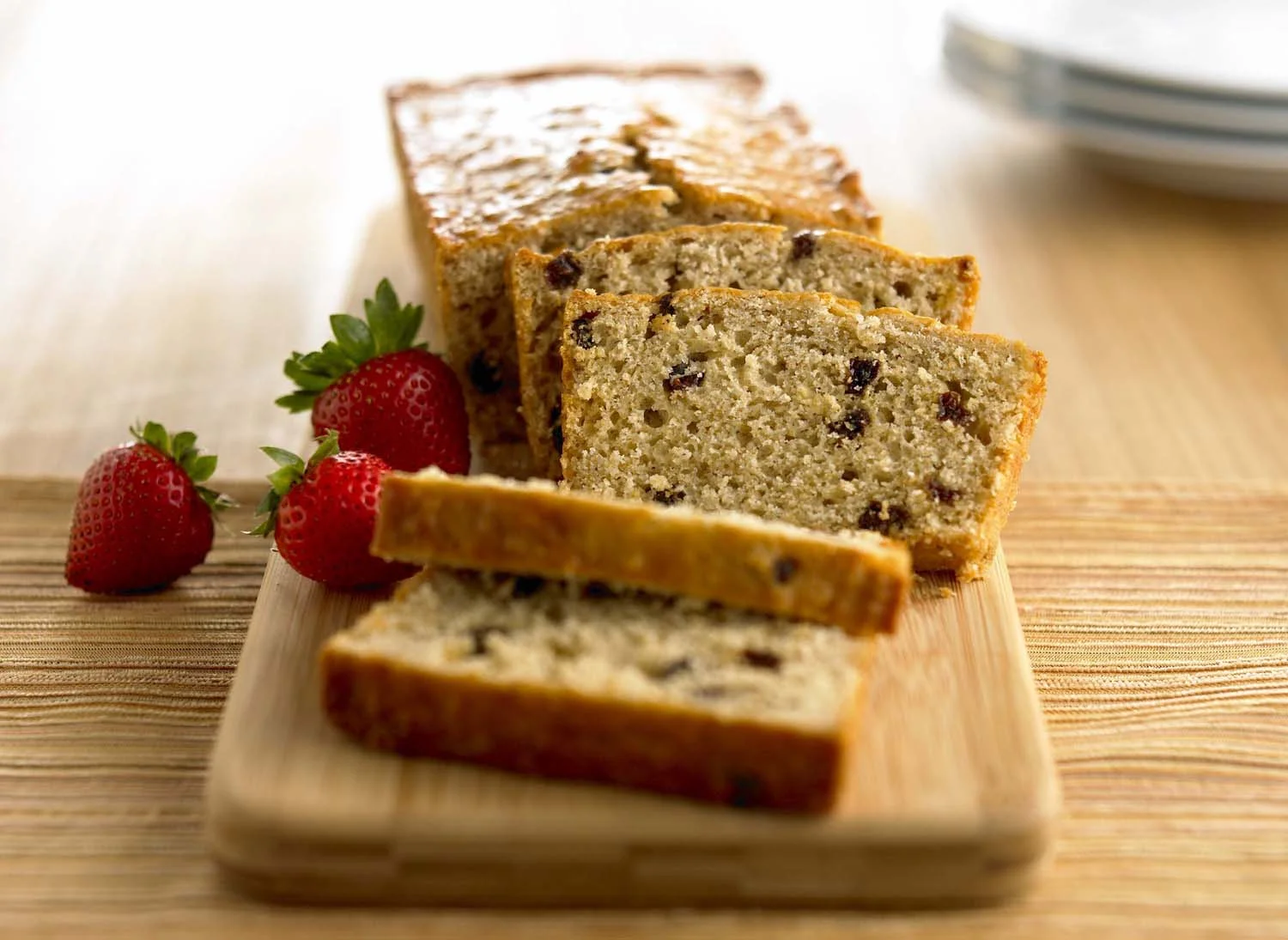 Low_Fat_Oat_Raisin_Bread__1.jpg