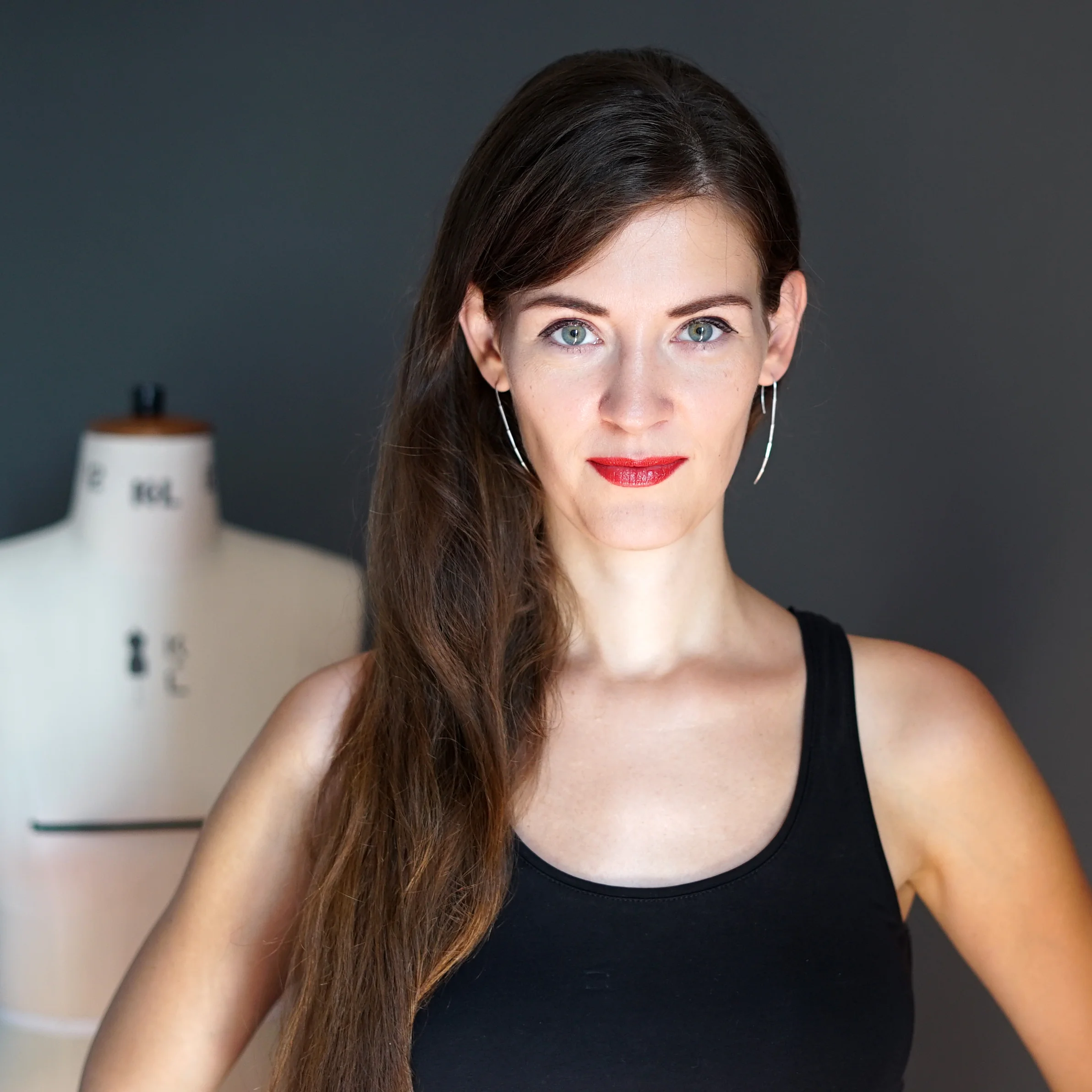 Justine-Leconte-dress-form_edited-square.jpg
