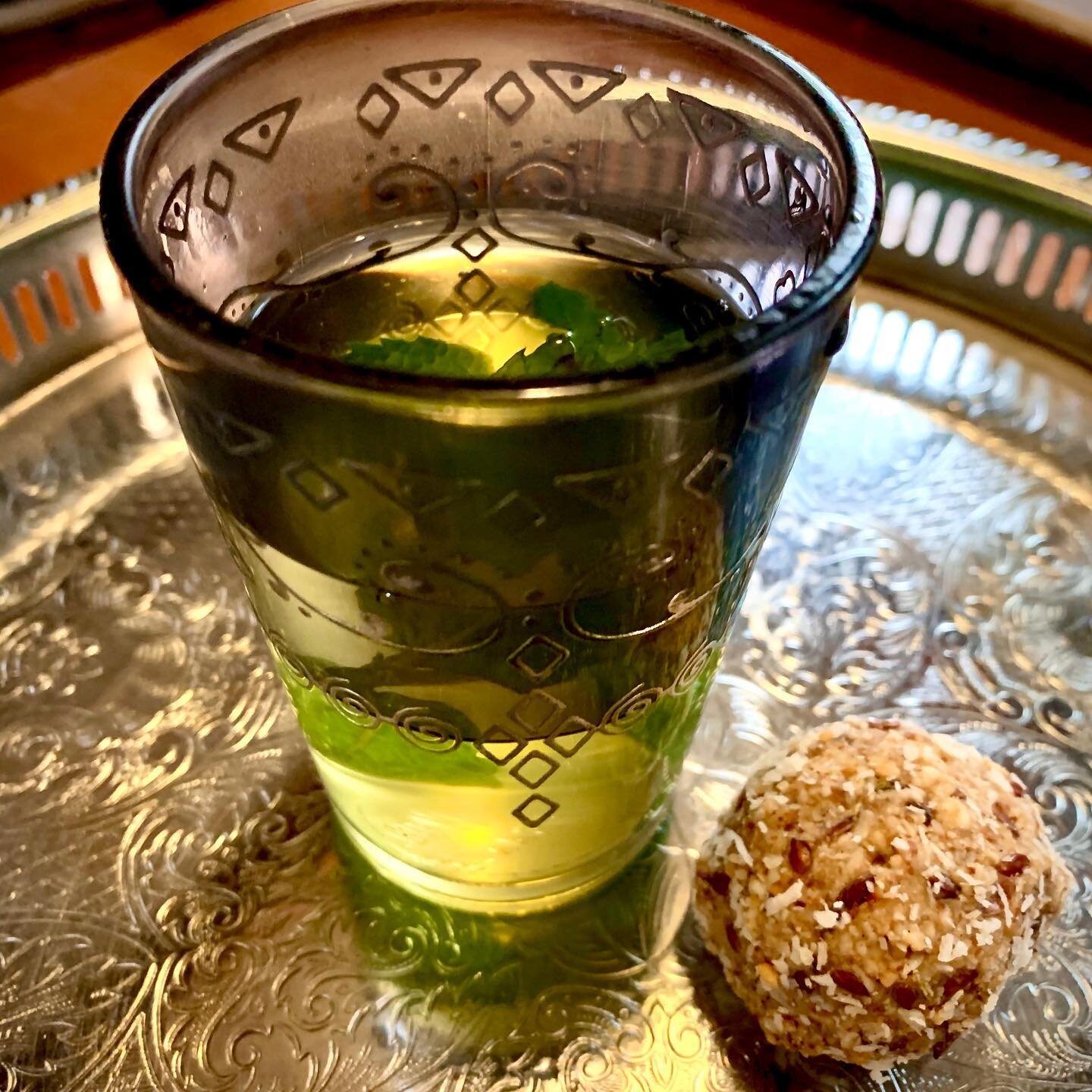 My two favourite  afternoon snacks 😋 Moroccan Green Tea with Mint with my home made Coconut + Nuts and Seeds Energy Ball 😋

#afternoonsnack #teatime #delicious #wholefoods #mymoroccangalley #minttea