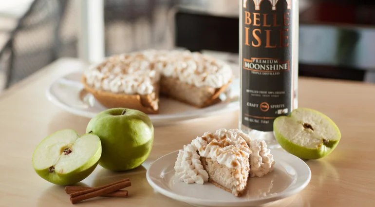 Belle Isle Apple Cheese Cake Pie