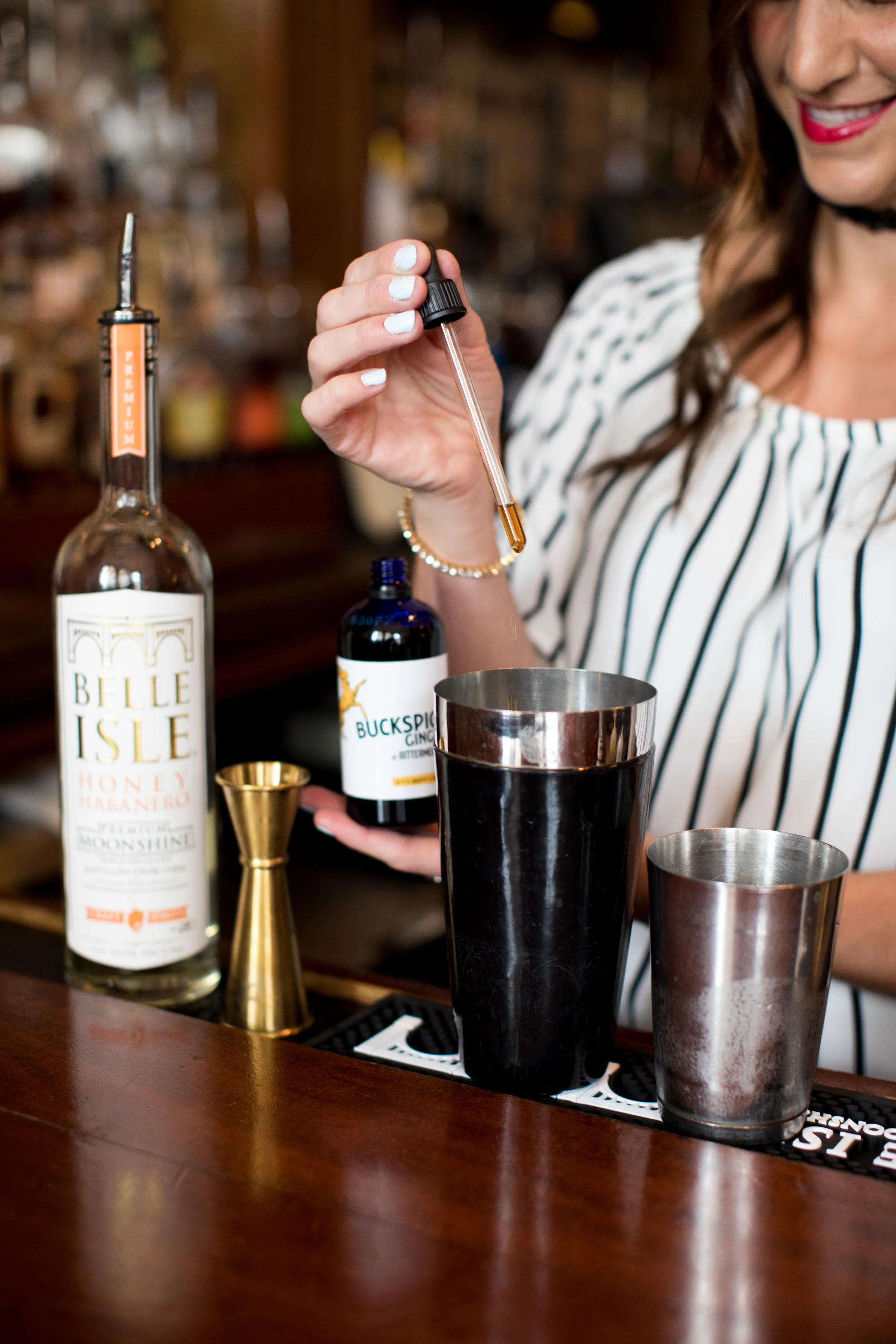 180306_BelleIsleBook_OakSteakhouse_025.jpg