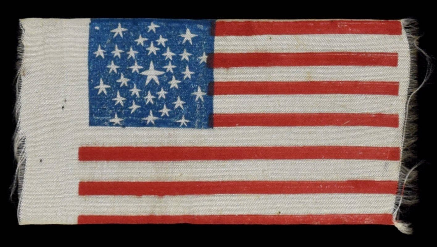 31 Star Antique Flag with a Grand Luminary Configuration