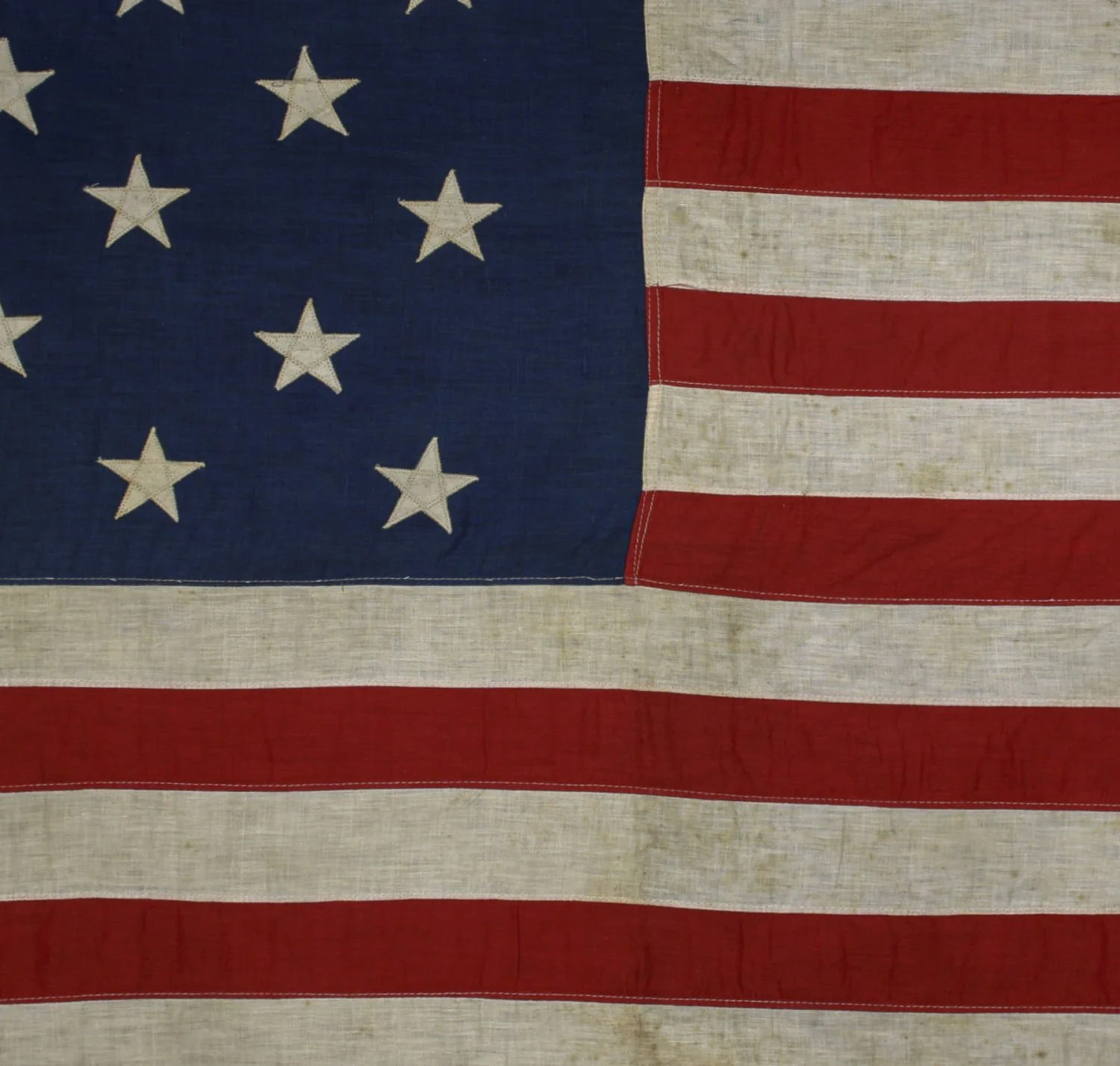4. 13 Star Antique Flag.jpg