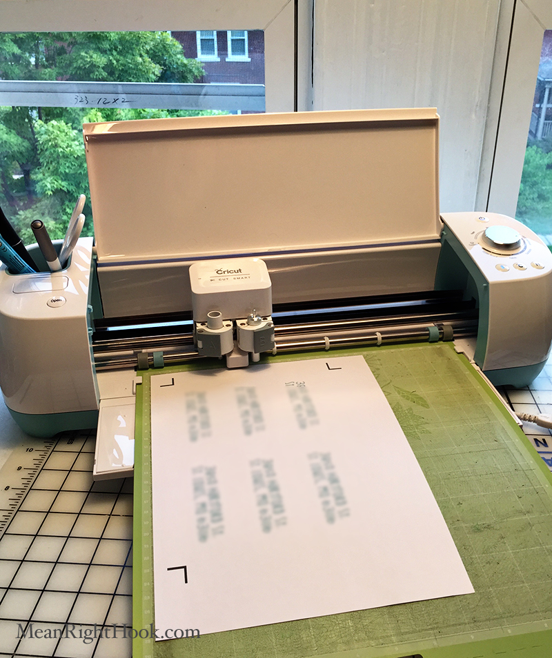 Making Return Address Labels with your Cricut Explore at MeanRightHook.com