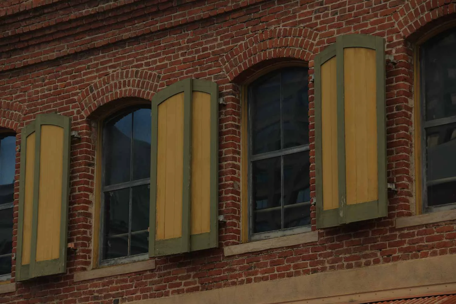 rwh2017_windowbg.jpg