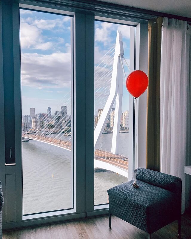 [3/365] #biangtravels
📍nhow Hotel, De Rotterdam, Wilhelmina Pier, Rotterdam, Netherlands

I post a lot of old town Europe because I appreciate stories and lifestyles of the past but we actually seek modern marvels just as much. And the trip to Rotte