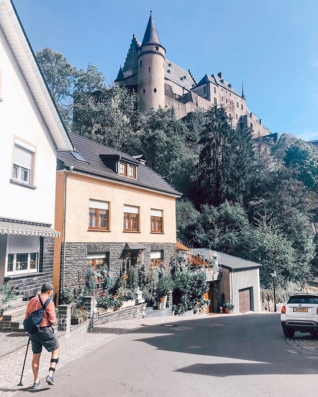 [5/365] #biangtravels
📍Vianden, Grand Duchy of Luxembourg

I&rsquo;ve posted this on our personal @coffeeandtherapy  account but I want to share here one of my favorite videos (swipe ➡️) of @jesuskarin. Because with all that&rsquo;s going on in the 