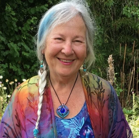"Visionary Women Entrepreneurs:" Kaya Singer Reads from Her Book, "Wiser and Wilder"