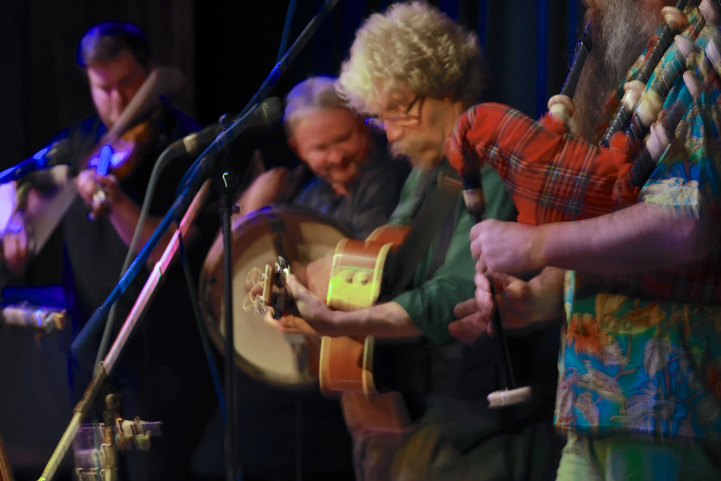 Tannahill Weavers art shot.jpeg