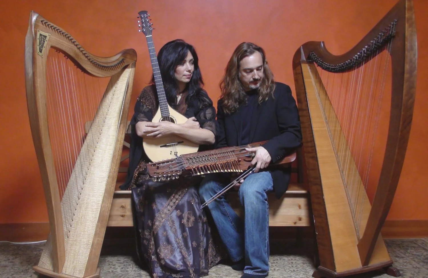  LISA LYNNE &amp; ARYEH FRANKFURTER: CELTIC HARPS, RARE INSTRUMENTS &amp; WONDROUS STORIES 