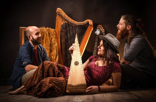 Ensemble Sangineto: Italian Strings and Voices for World Music, Their First U.S. Tour