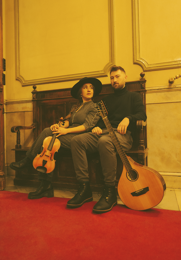 San Miguel Fraser, Castilian, Celtic and Original Music: Violins, Vocals, Cittern, Pandareta