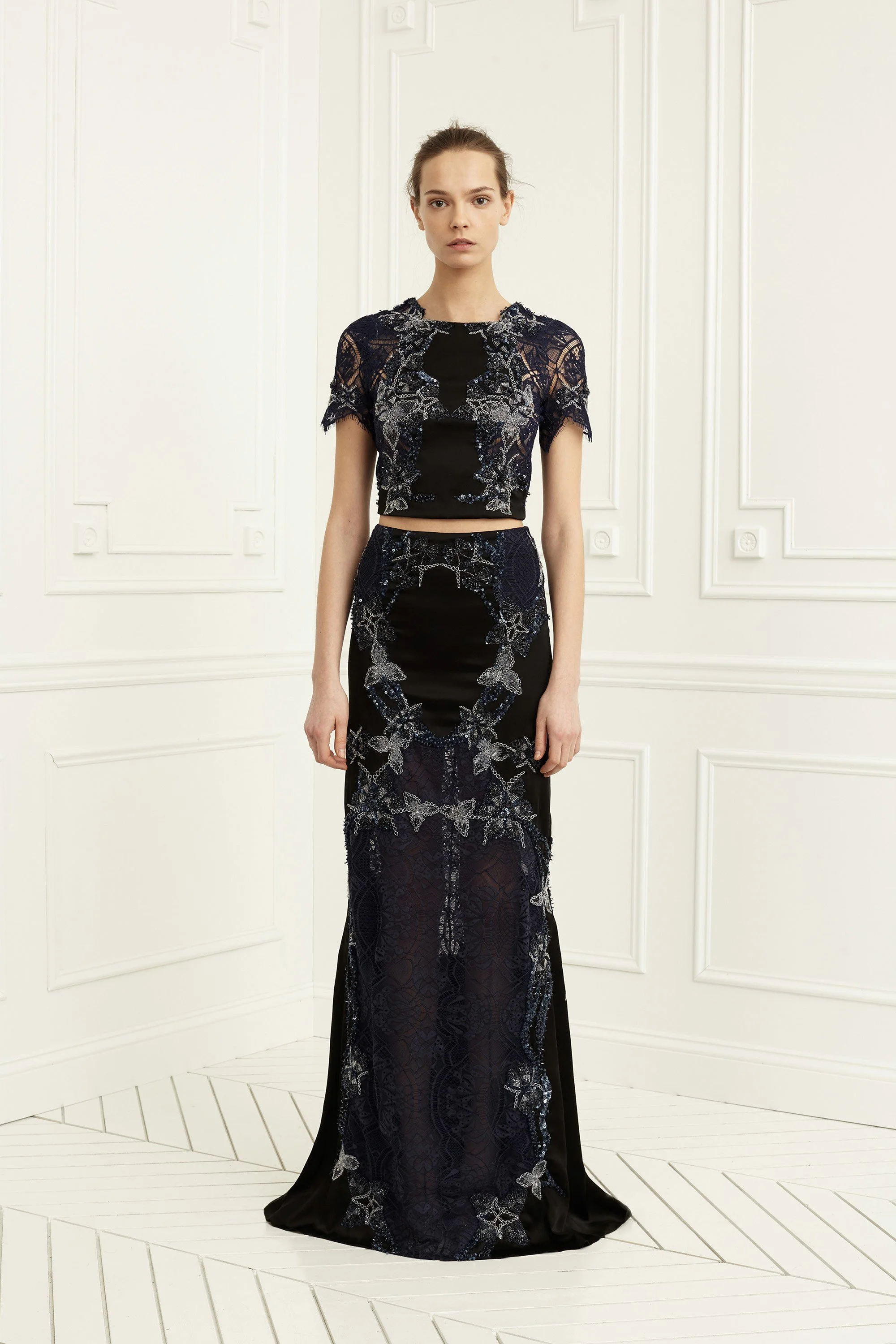 25-simkhai-pre-fall-2017.jpg