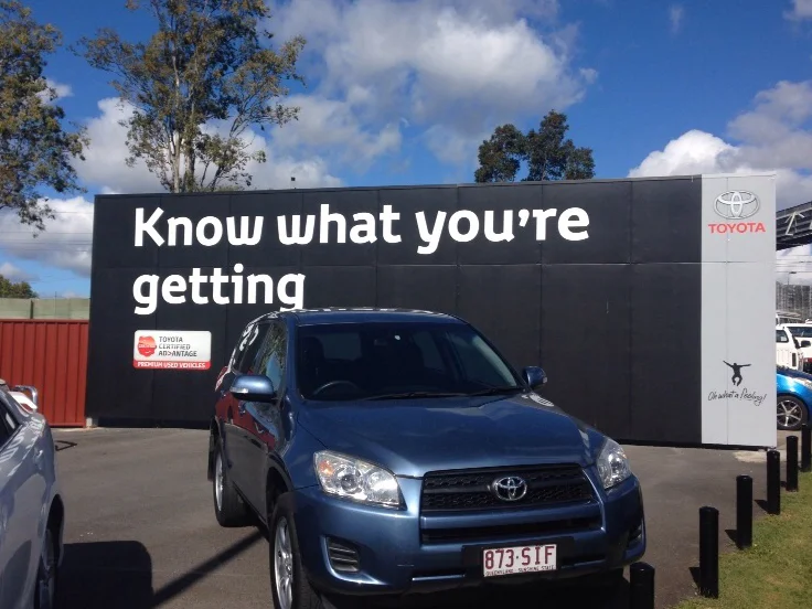 Toyota_Black wall.jpg
