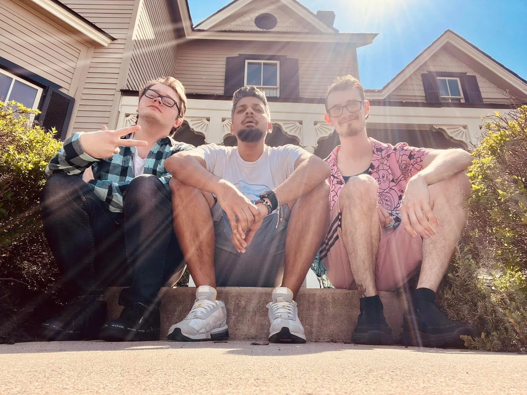 Hope everyone had a fun Christmas!
Time to party:
Friday: social house Ashburn 7-11pm
Saturday: Makers Union Reston 8-11pm
Tuesday: NYE with Justin Suede and Tejas Singh Band 8pm-1am