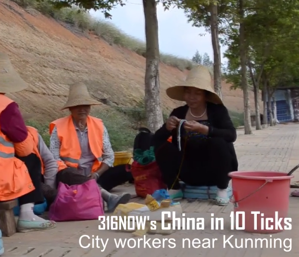 10 Ticks// City workers on break