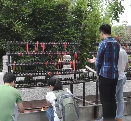 10 Ticks//Incense to honor Buddha