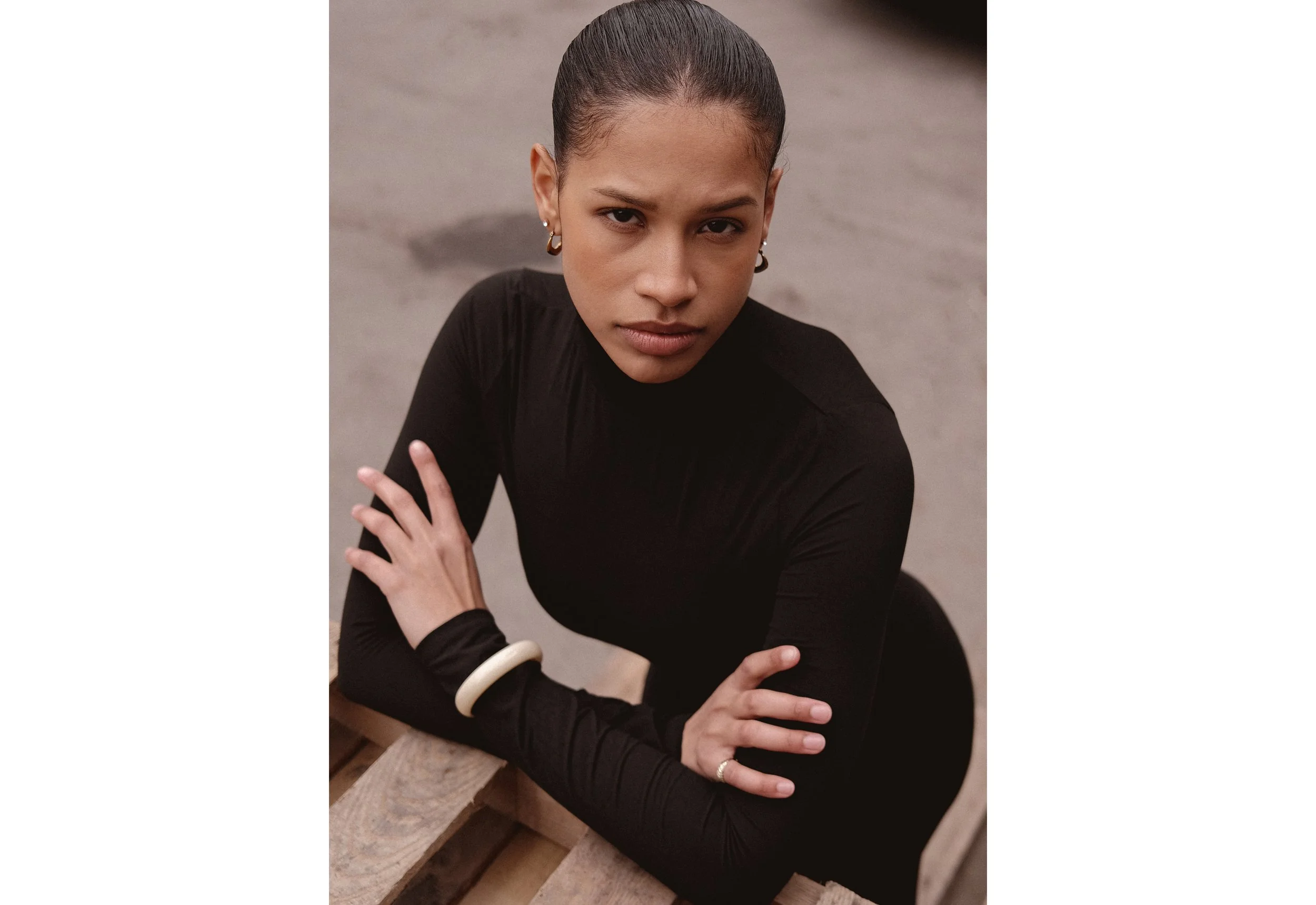 Azza's Webstie Layout_1.jpg