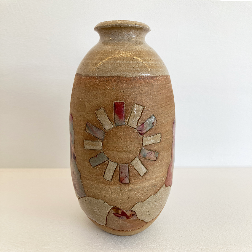 Start vase small decorated.png