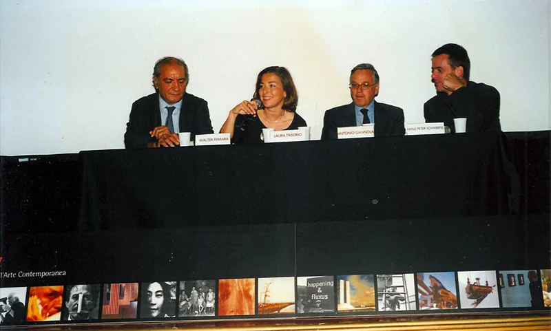 artecinema 2001_03.jpg