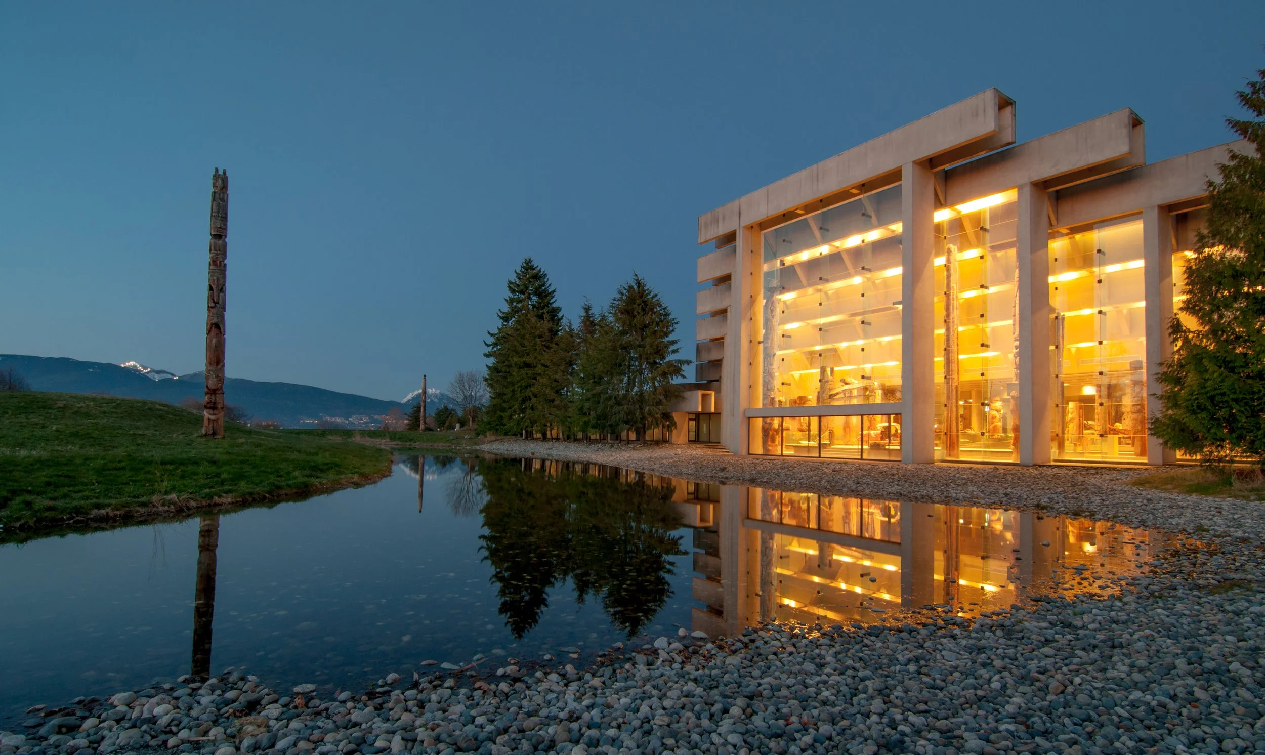 Arthur Erickson: Beauty Between The Lines