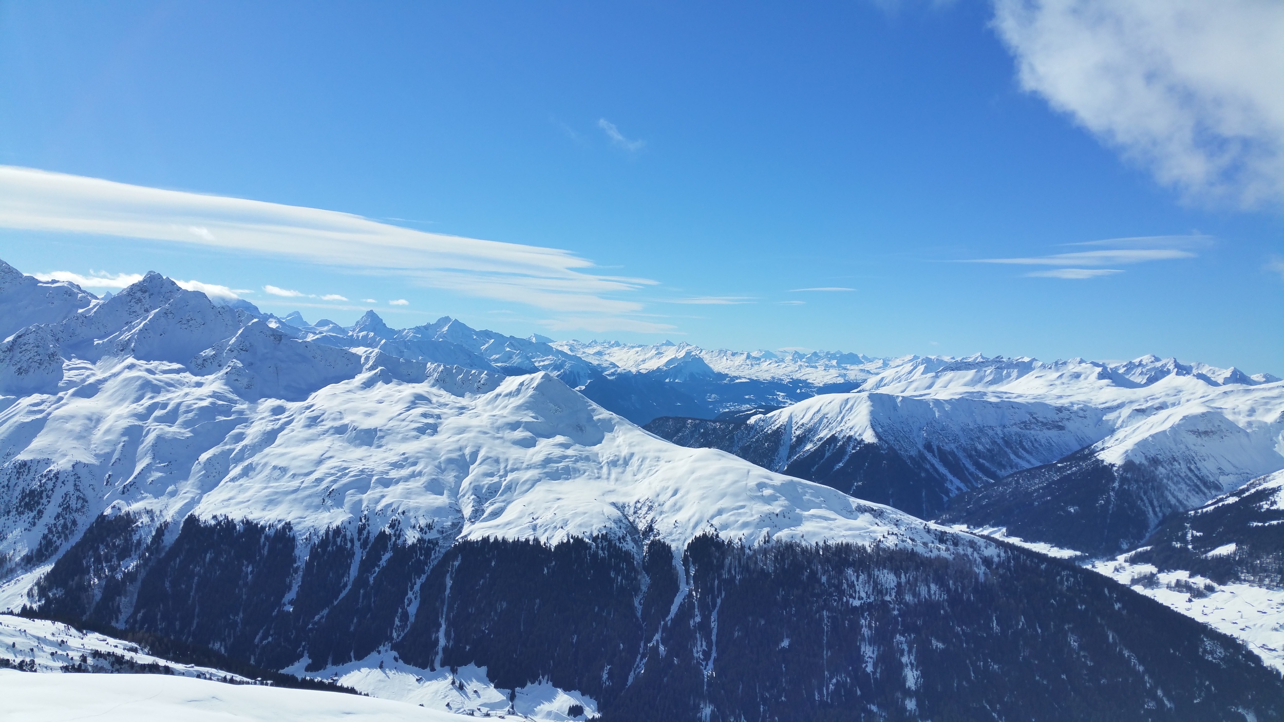 Dalla neve di Davos al sole della Spagna, con fermata EOC2018 in Ticino.