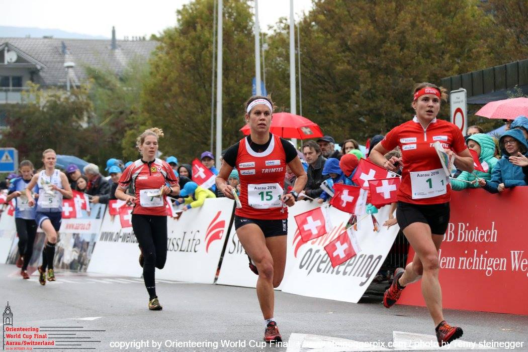 Al passaggio spettacolo della staffetta sprint