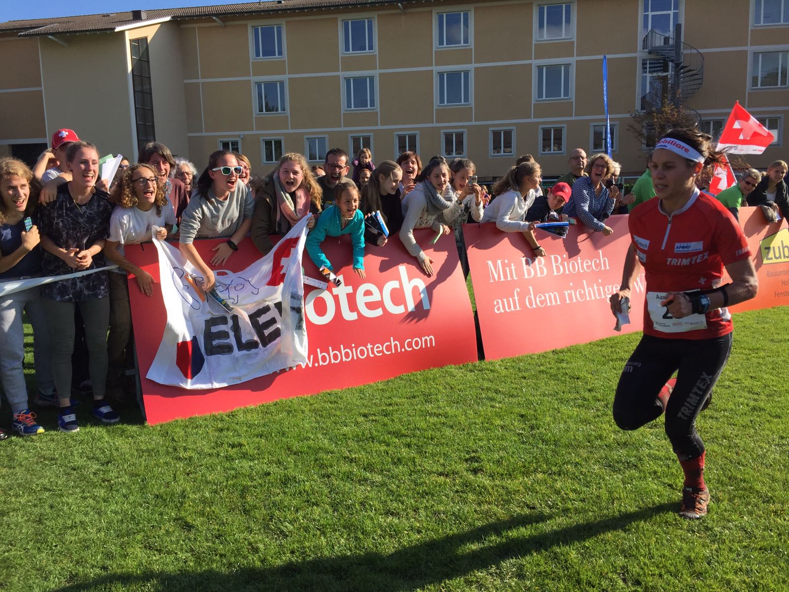 Sprint finale della long con il tifo o-92