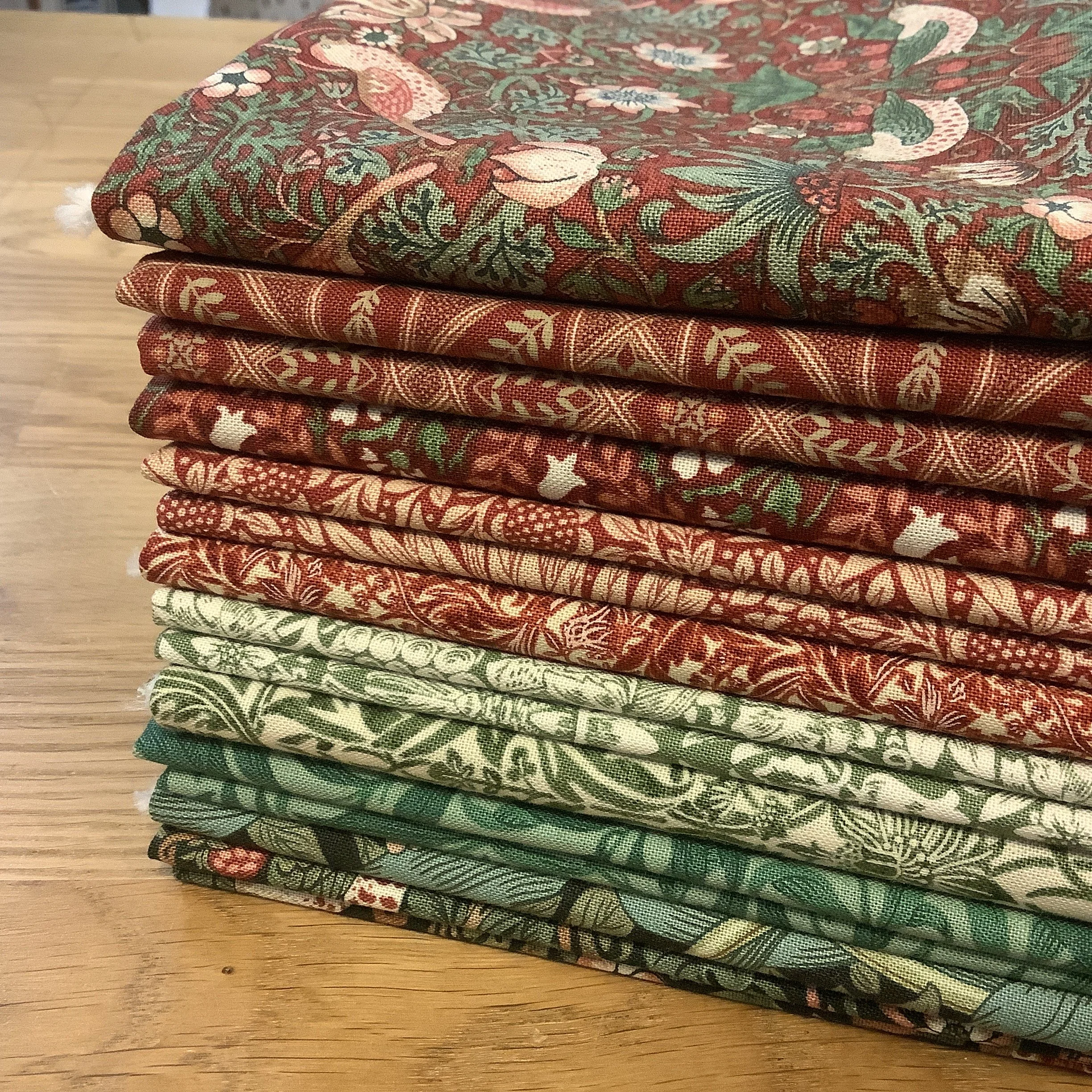 William-Morris-fat-quarter-bundle-Hometown-Rochester