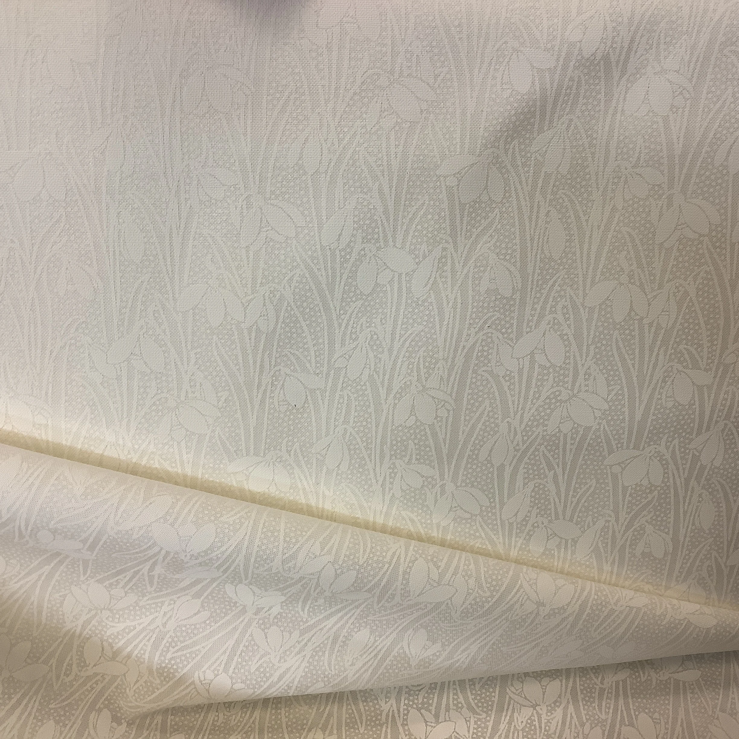 Liberty-London-Snowdrop-white-Hometown-UK