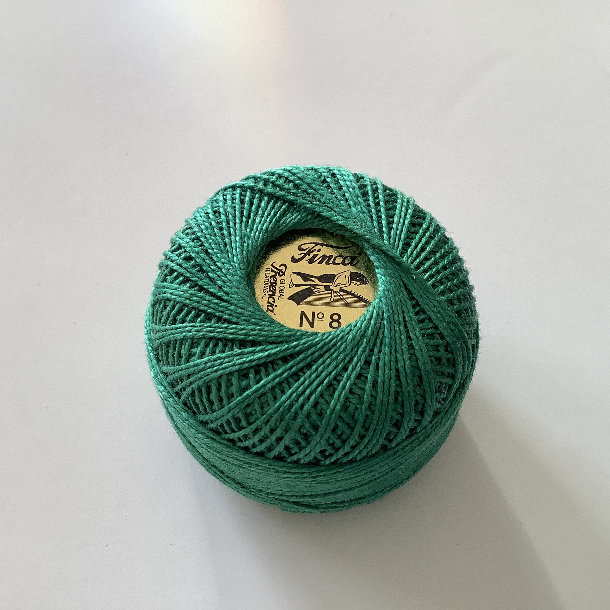 Perle-thread-no8-green-4368-Uk