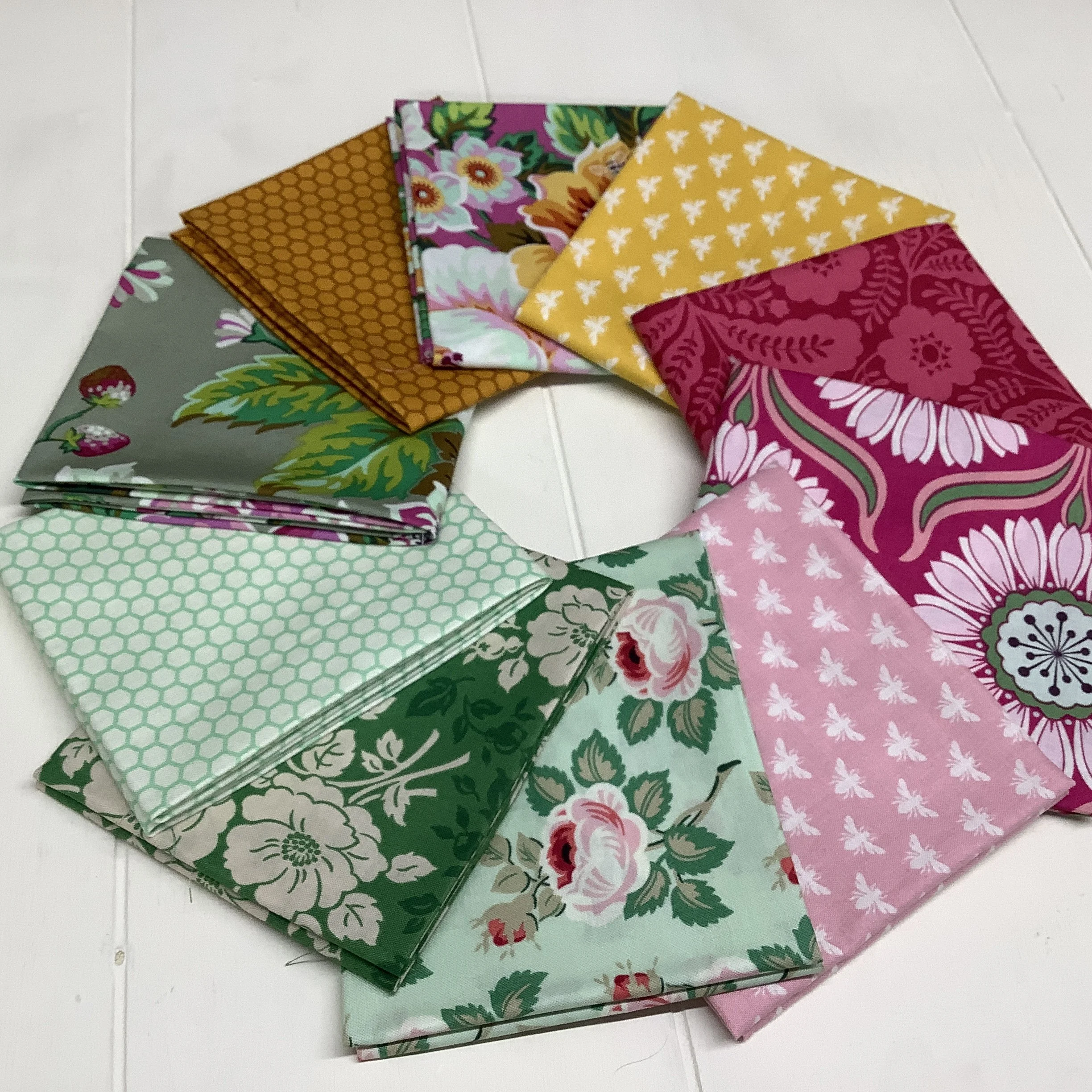 Local-Honey-fat-quarter-bundle-Heather-Bailey-Hometown-Rochester