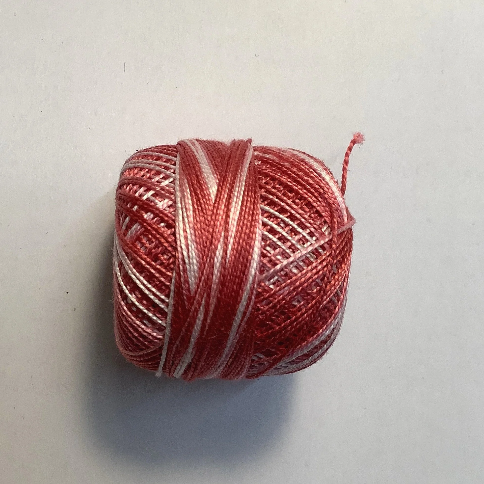 Perle-cotton-12-variegated-pink-9395-Hometown-UK