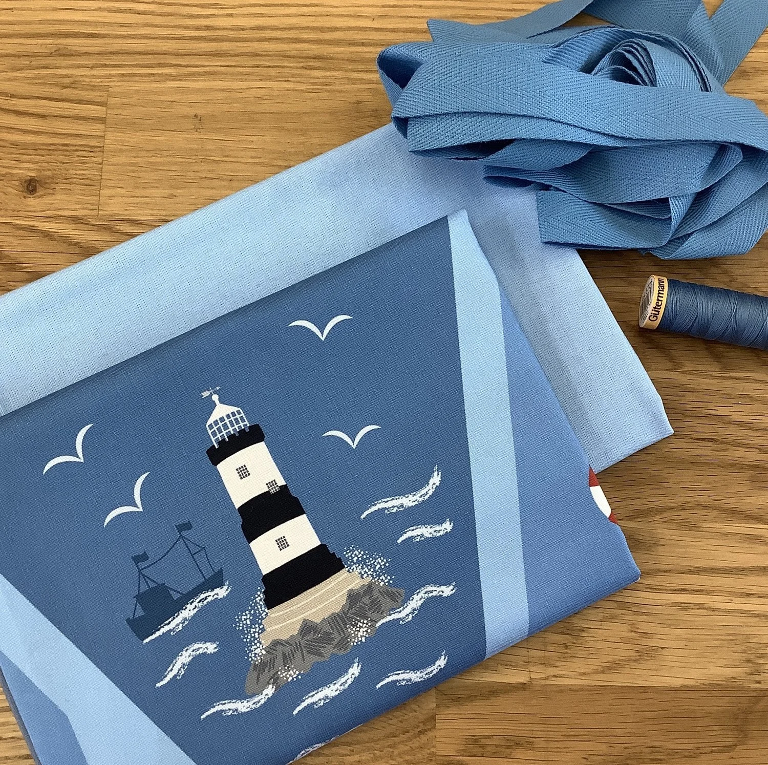 Small-Things-Coastal-Bunting-Kit-UK