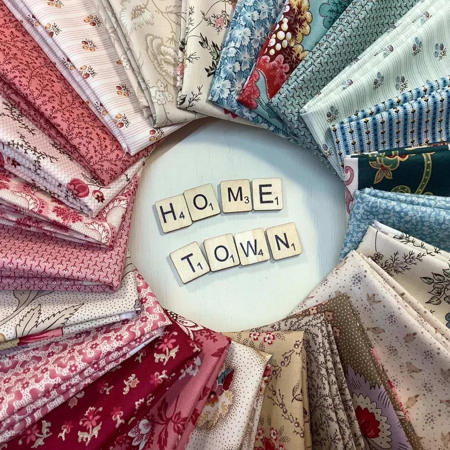 📻&rdquo;Stand by for transmission. Good morning Britain, this is Hometown calling.&rdquo; 📻

I&rsquo;m currently editing the gazillions of photos I took last night and later today the Quilters Advent Calendars will be live!

** new this year ** 
Th