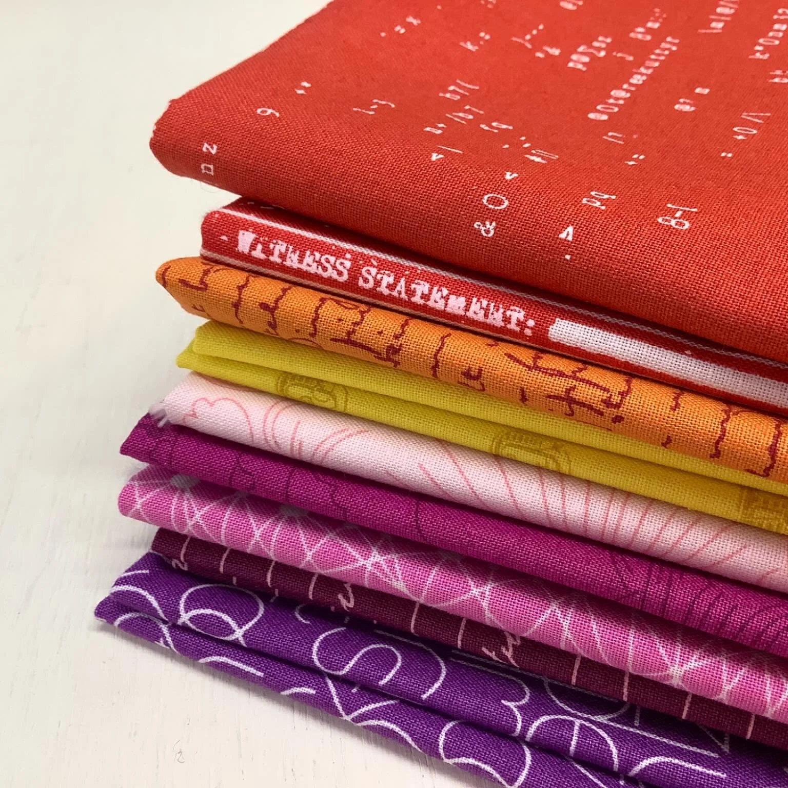 Still here! Is your feed full of people and businesses clocking off for the next 2 (or 3!) weeks. Just to say Hometown is open and still as busy as ever, cutting fabrics, folding fat quarter bundles and setting up new products online. We are being fo