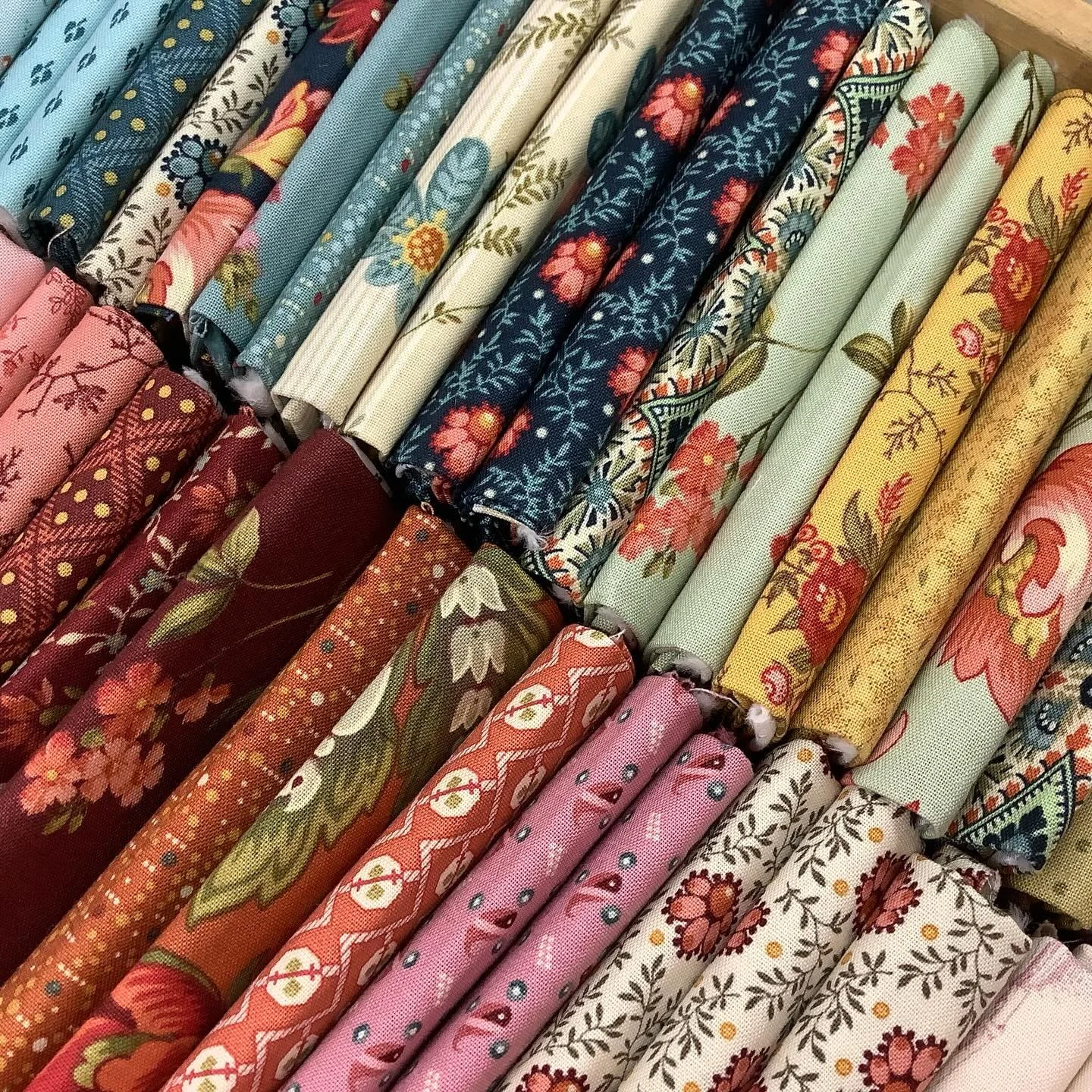 Fancy another treat at your favourite #localquiltshop during Quilting Month? How about 6/5 on all fat quarters instore? Mix and match as you like, the cheapest of the six will be free and gratis. Can&rsquo;t say fairer than that!

This lovely selecti