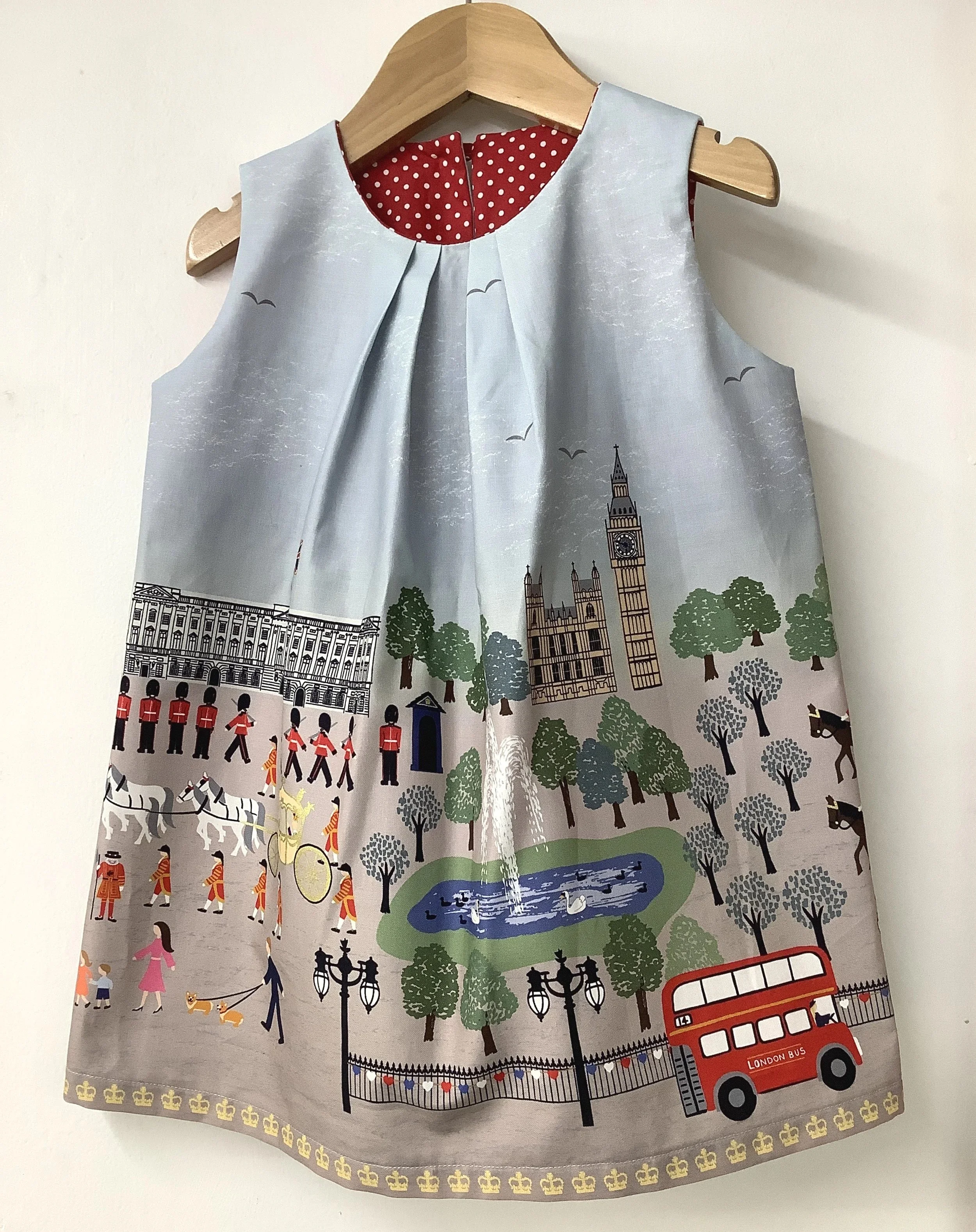 Frida-dress-border-print-Hometown