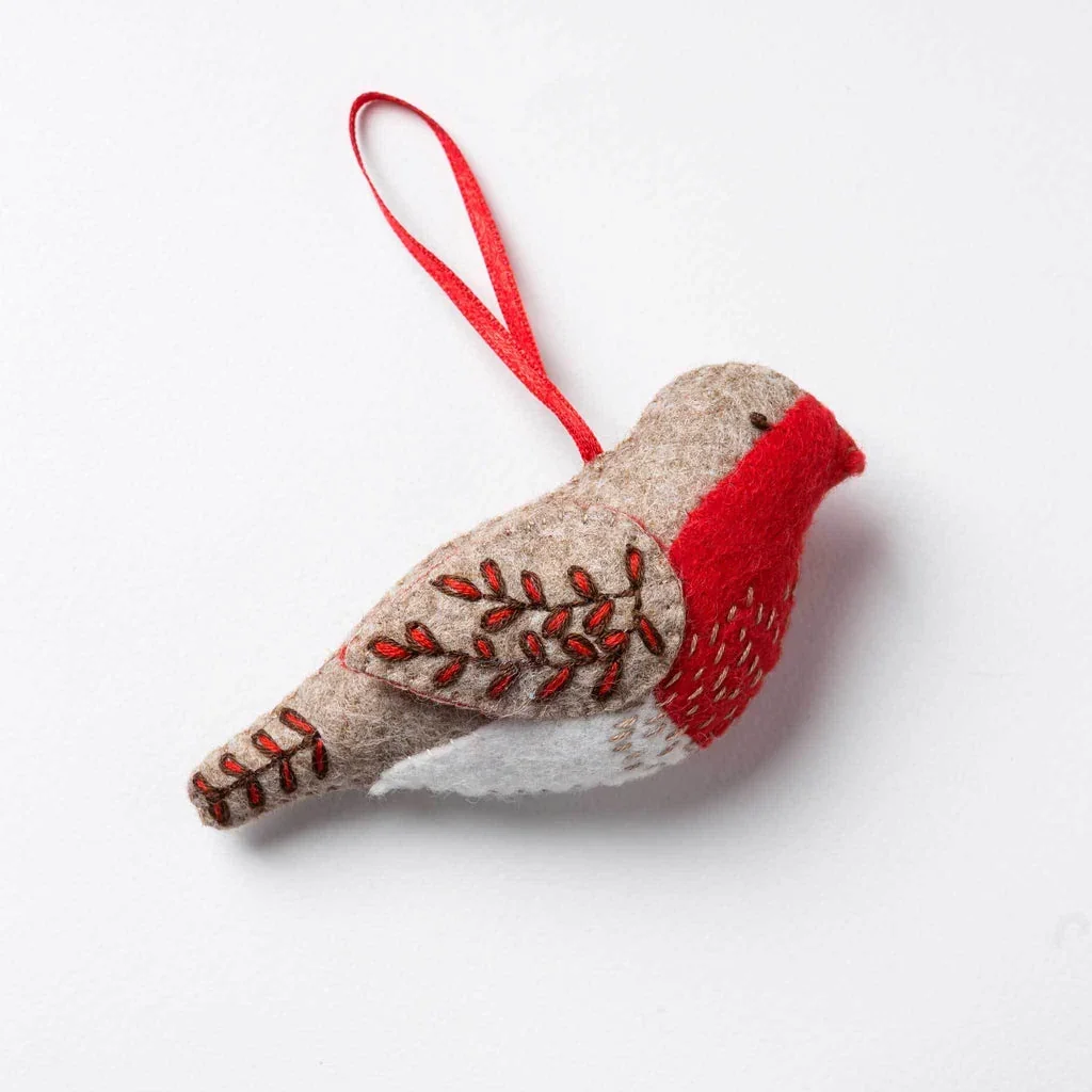 Corinne-Lapierre-embroidered-Robin-workshop-near-me