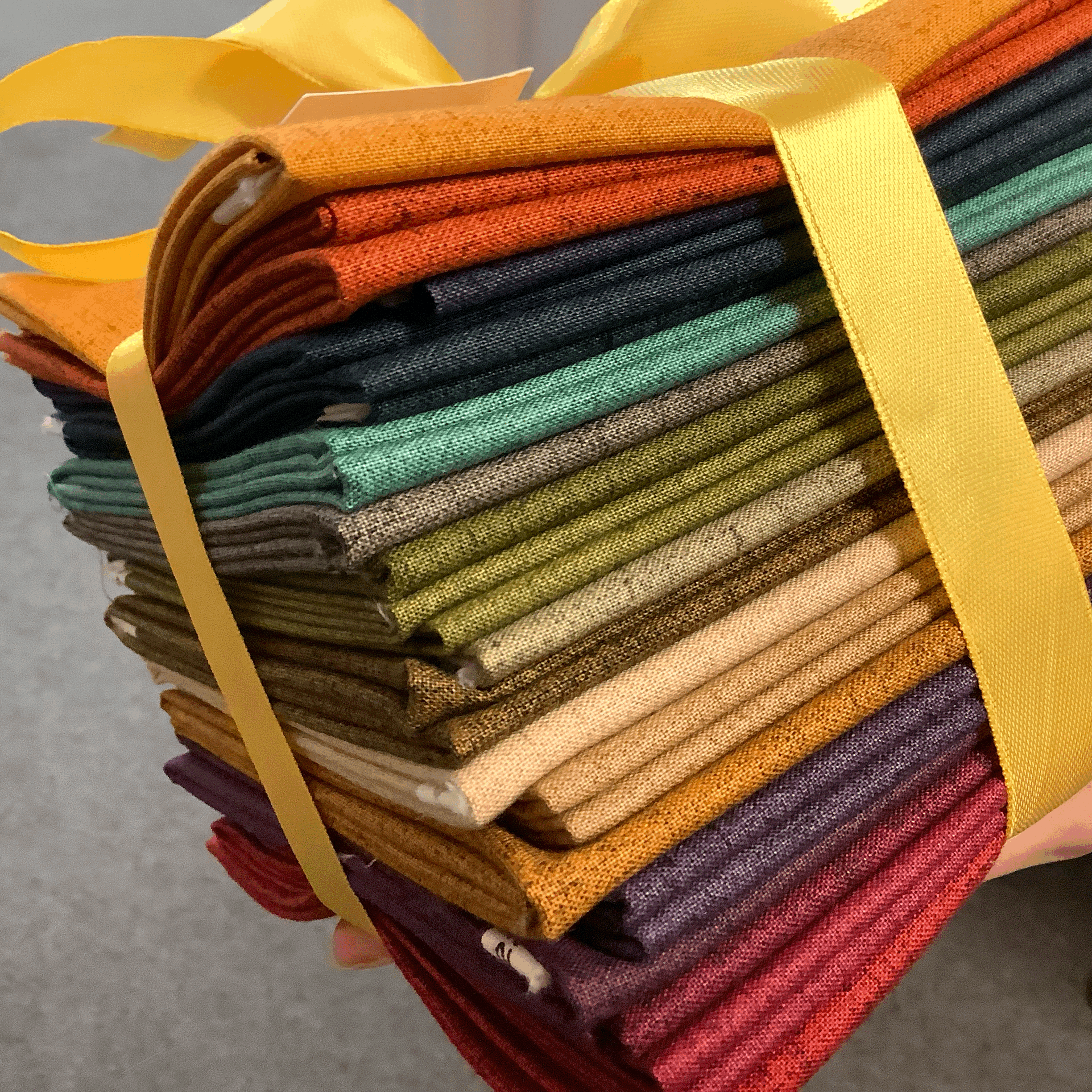Cottage-Cloth-fat-quarter-bundle-UK-shop-Hometown-Rochester