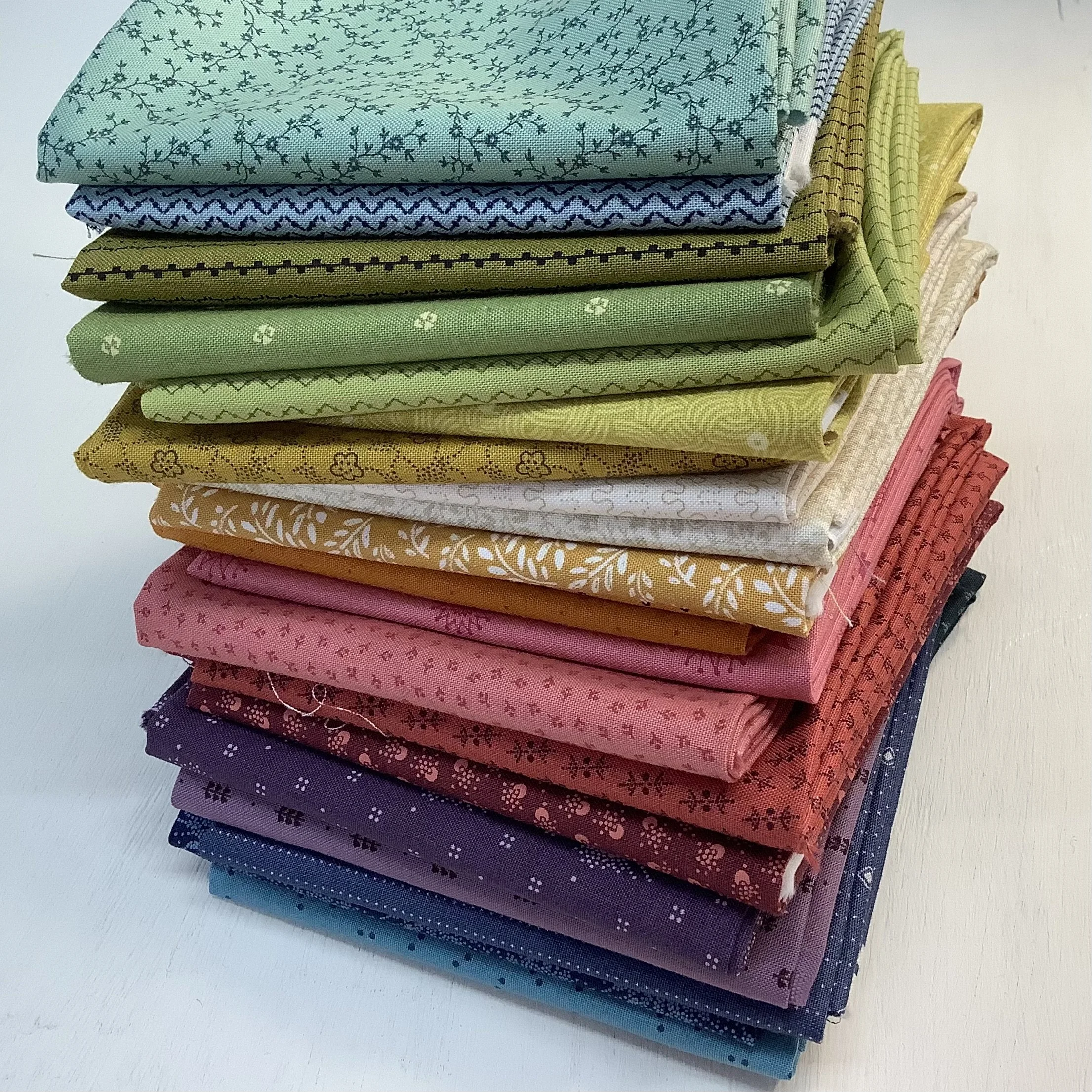 Its-Bits-fat-quarters-UK-quilt-shop-Hometown-Rochester-UK