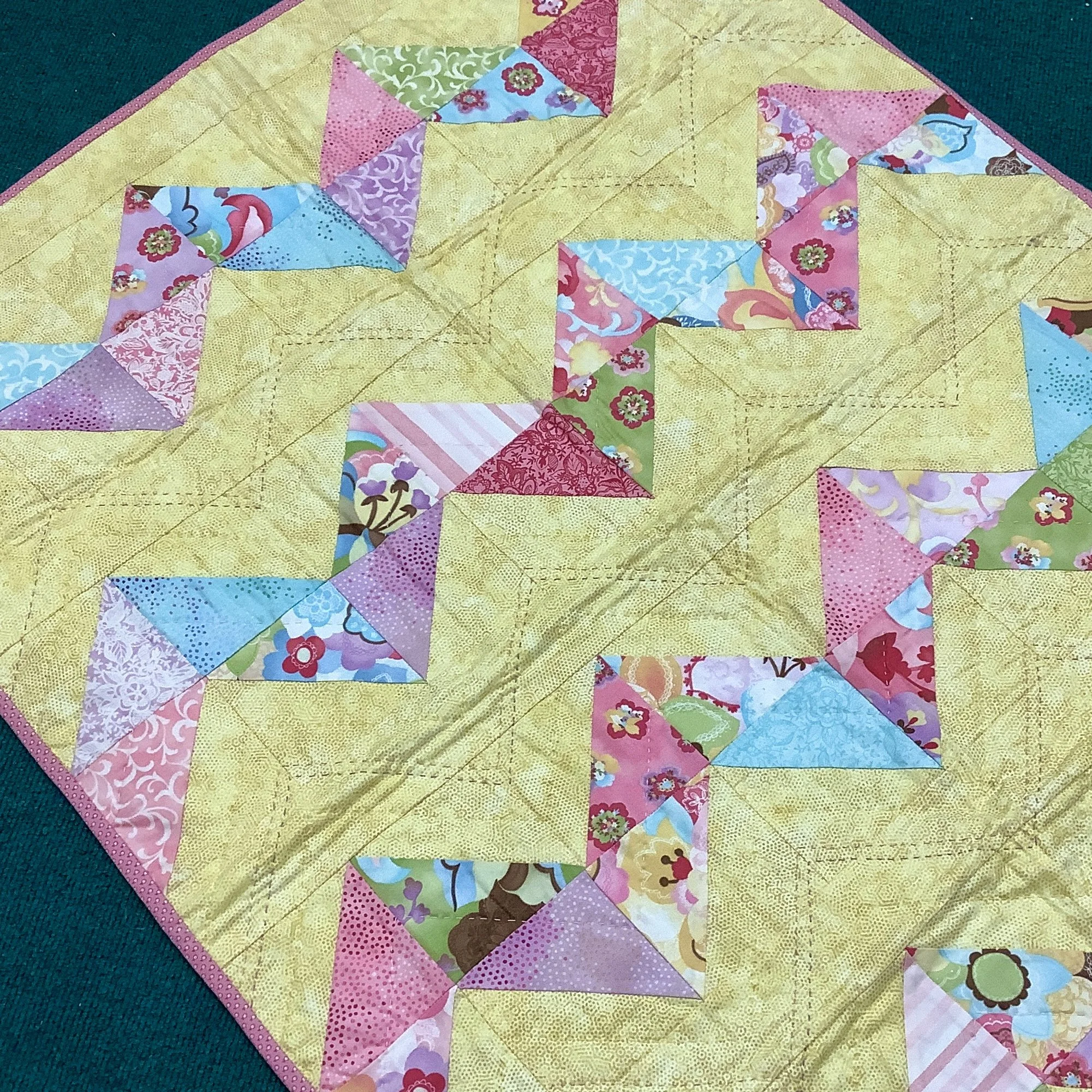 Snake-charmer-begiiner-quilt-Hometown-Rochester