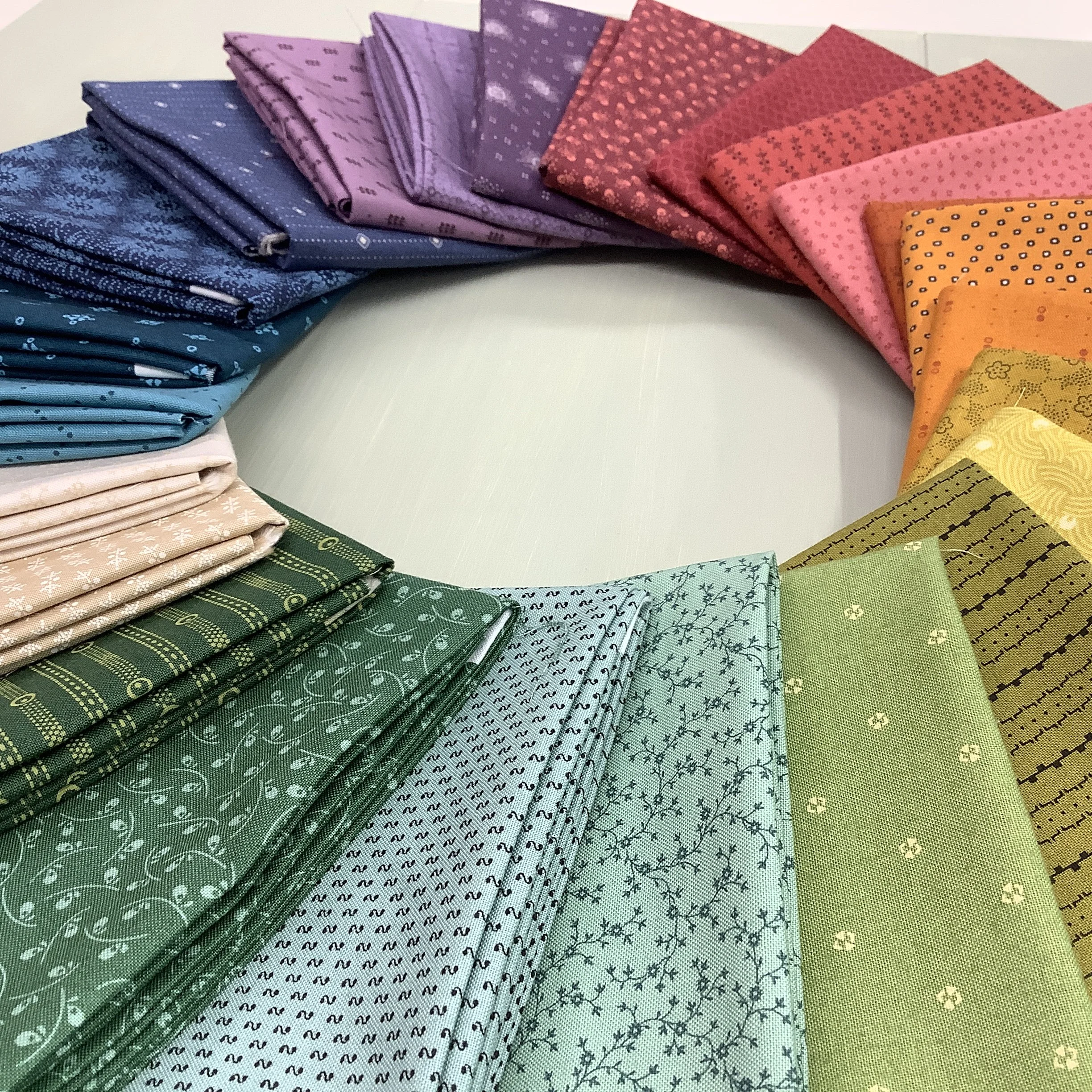 Little-Gems-Ditsy-fat-quarter-bundle-Hometownn-Rochester