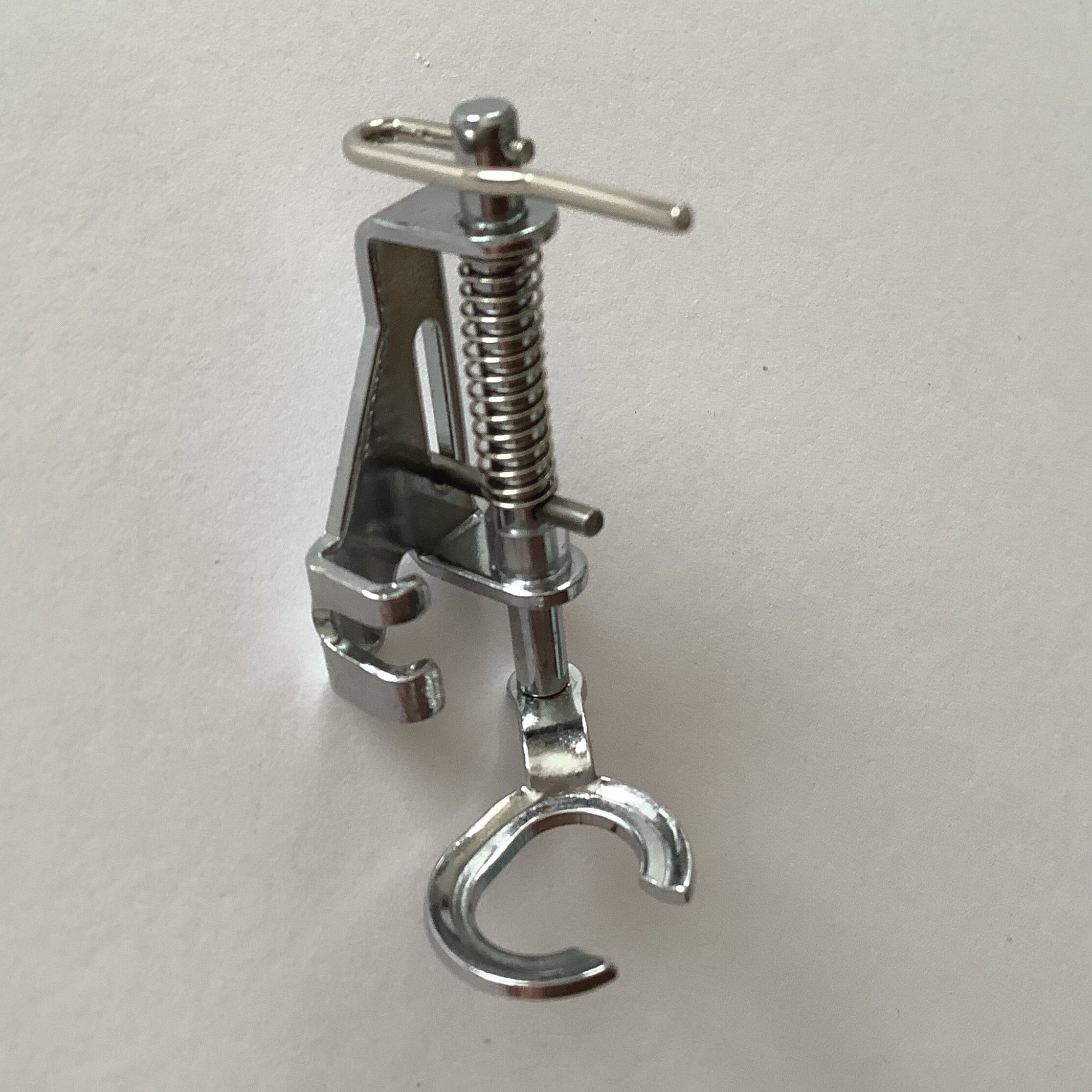 Free-motion-quilting-machine-foot-Hometown-UK-shop