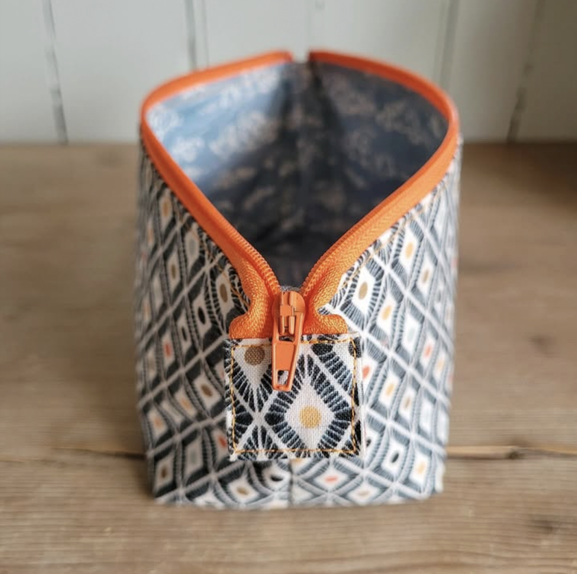 Open-wide-bag-workshop-Hometown-Rochester-UK