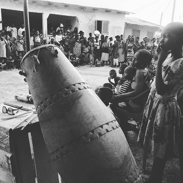 Music is healing and it brings people together🙏❤️🙌👊🏾 Ps. Who knows the name of this drum❓🎶🇬🇭