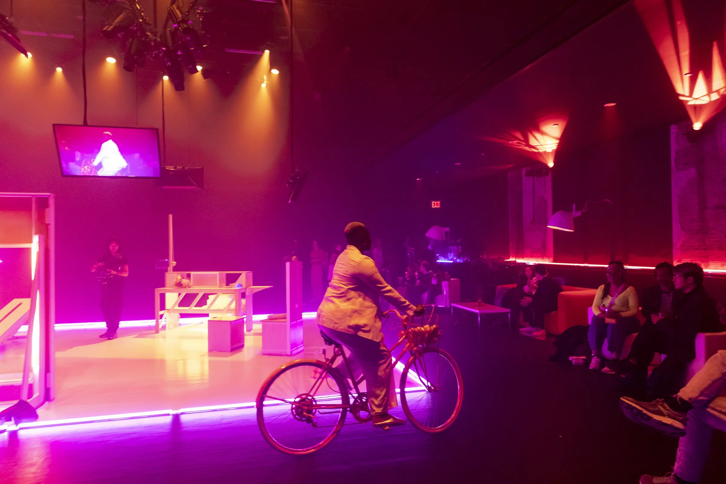 AutumnKnight_Bar_20230505_001.jpg