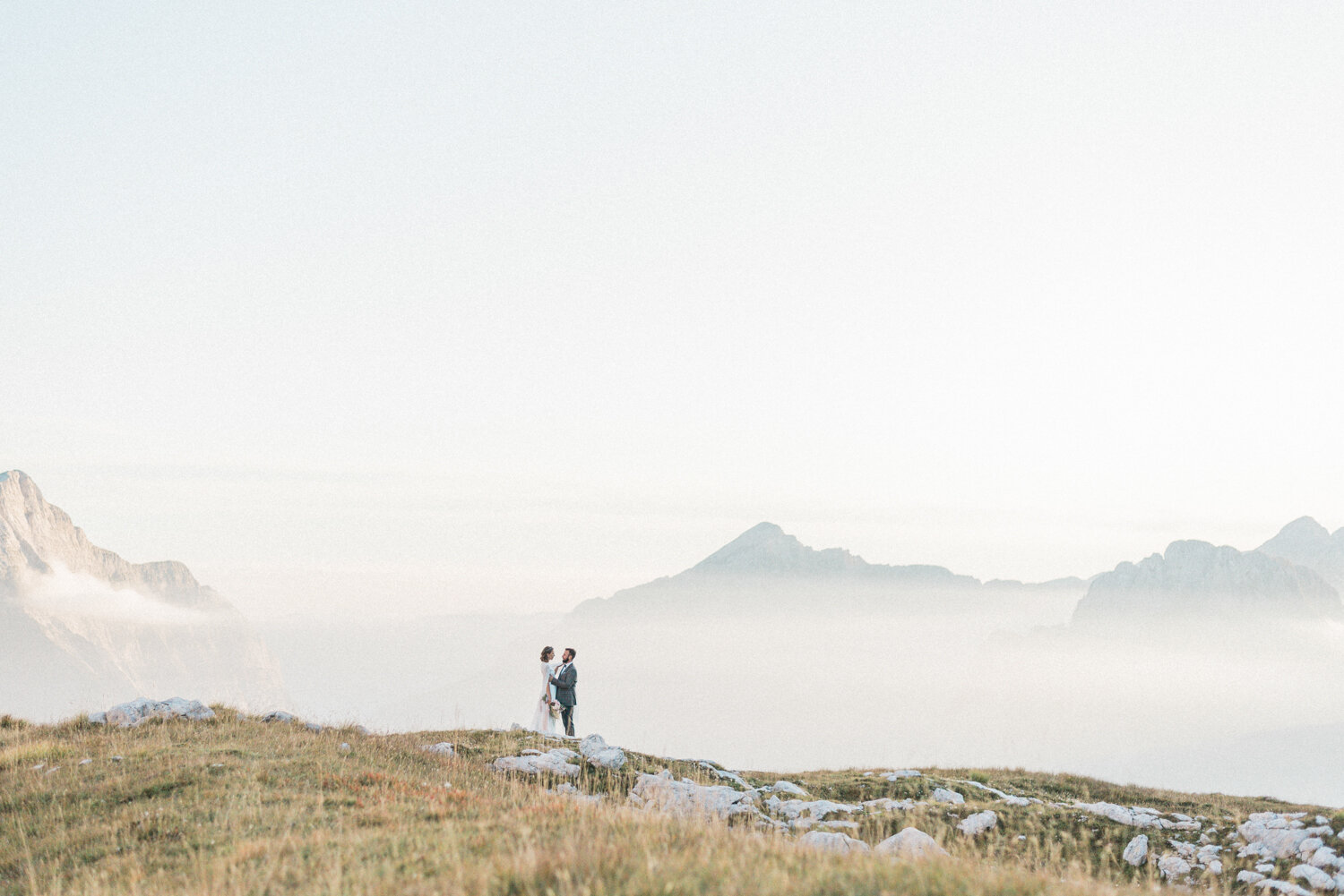 Mangart_Fusine_destination wedding_photographer_fineart-15.jpg